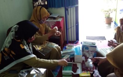 Persiapan Tim Gugus Covid-19 SMA Muhammadiyah 1 Temanggung dalam Acara Peningkatan Mutu Pendidik dan Tenaga Pendidik