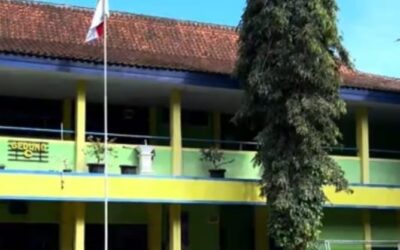 SEMARAK UPACARA KEMERDEKAAN DI SMA MUHAMMADIYAH 1 TEMANGGUNG