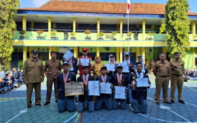 SMA Muhammadiyah I Temanggung: Pemberian Penghargaan kepada Juara Kejuaraan Atletik dan Seni
