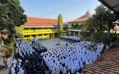 SMA Muhammadiyah 1 Temanggung Memulai Gerakan Sekolah Bebas Sampah